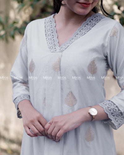 Mul Chanderi Dress Kurti | Zari V-Neck + Lace + A-Line | Pastel Blue