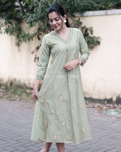 Mul Chanderi Dress Kurti | Zari V-Neck + Lace + A-Line | Pastel Green