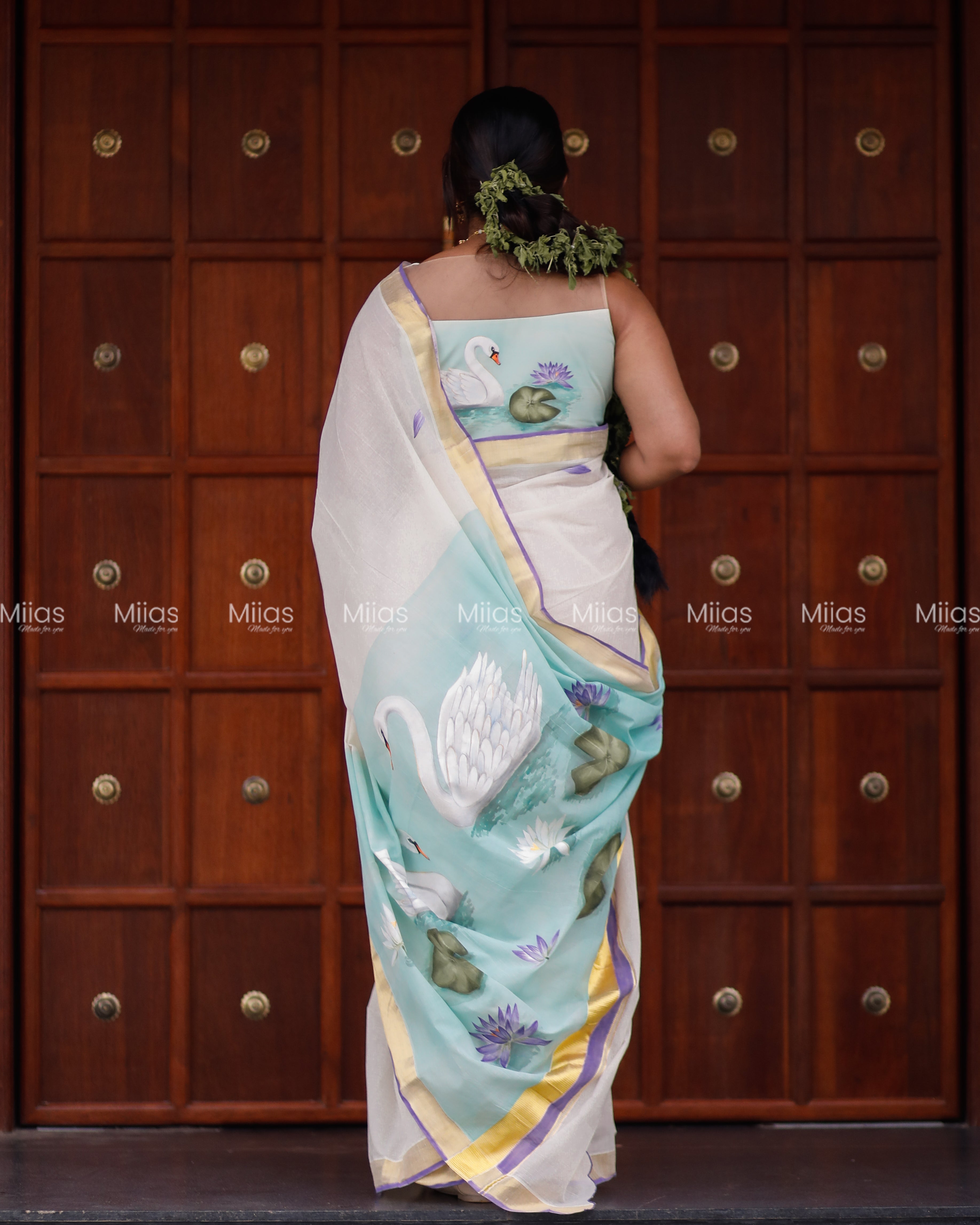 Traditional Kerala Cotton Saree | Hand-Painted Pallu + Swan & Lily Art | Ivory