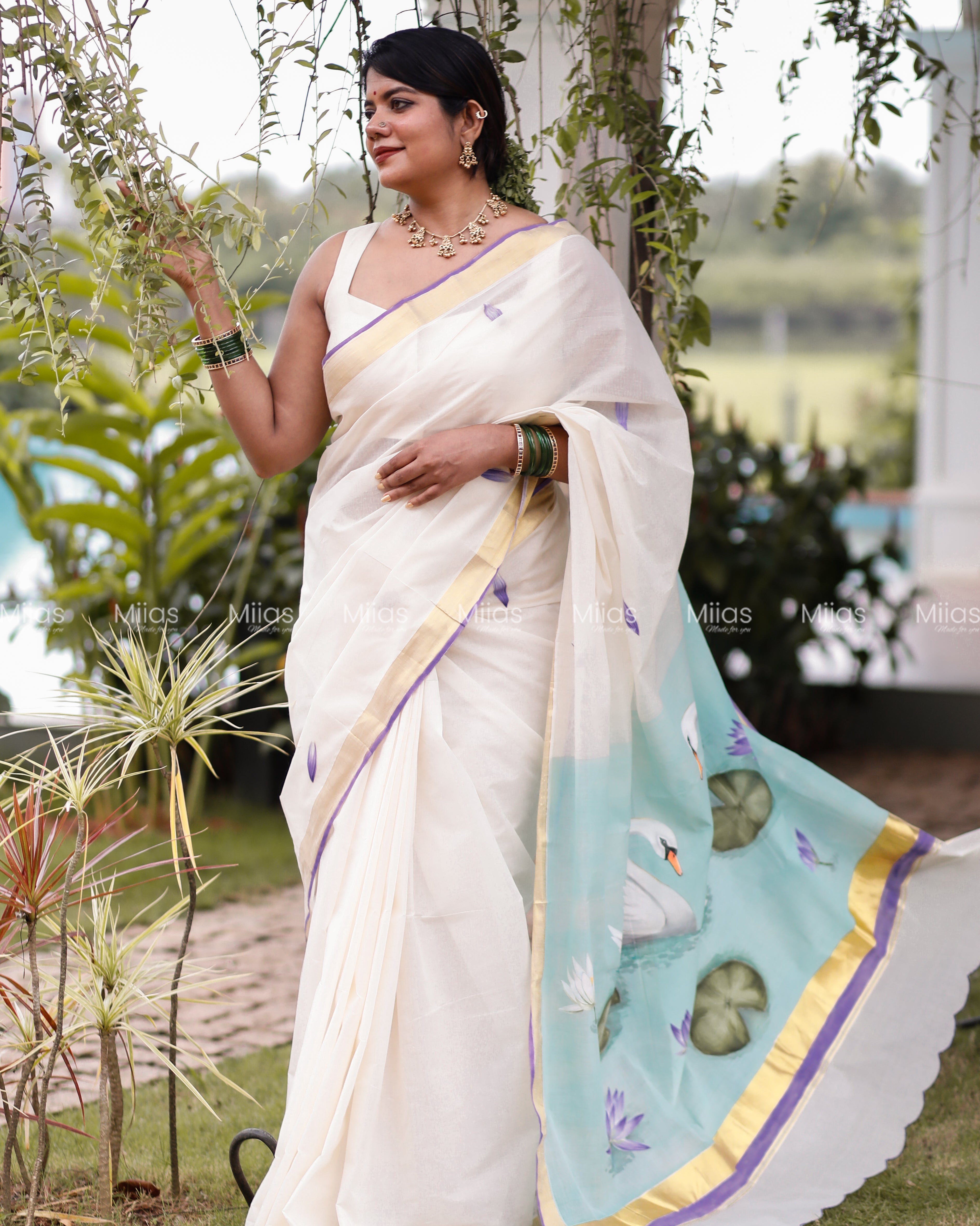 Traditional Kerala Cotton Saree | Hand-Painted Pallu + Swan & Lily Art | Ivory