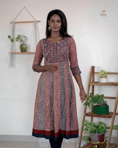 Ajrakh printed cotton panel-cut kurti