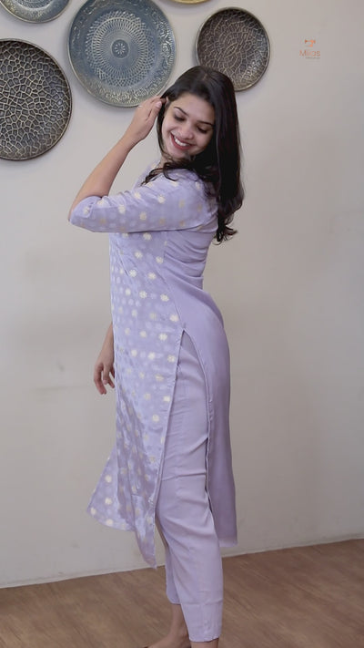 Tissue Jacquard Co-ord Set: Printed Top & Matching Crepe Bottoms-Pastel Lavender.