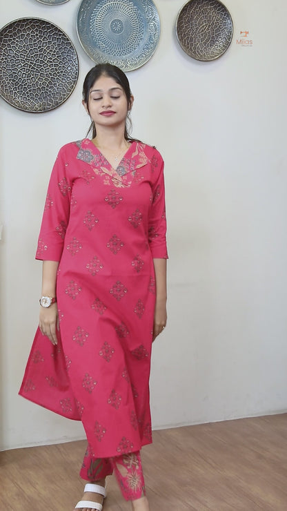 Pure Cotton Co-ord Set: Breathable Printed Elegance-Pink.