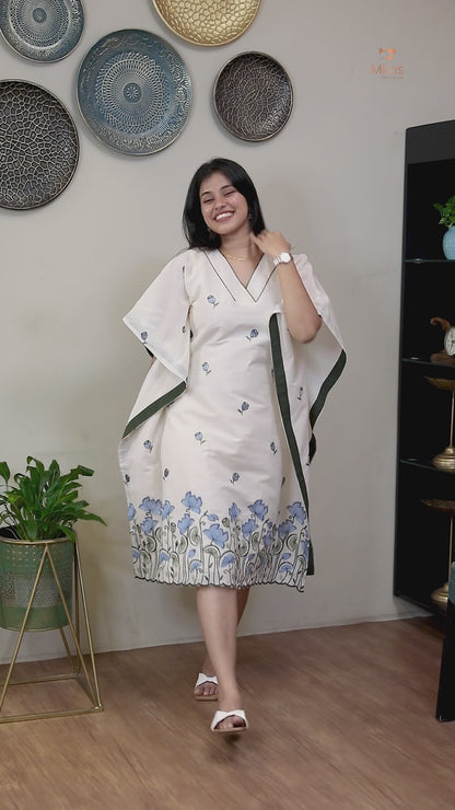 Embroidered Cotton Kaftan Dress – Relaxed V-Neck Resort Wear-Lilac