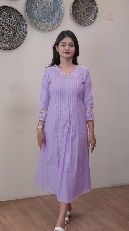 Mul Chanderi Elegant Kurti with Pleats & Lace-Bright Lavender