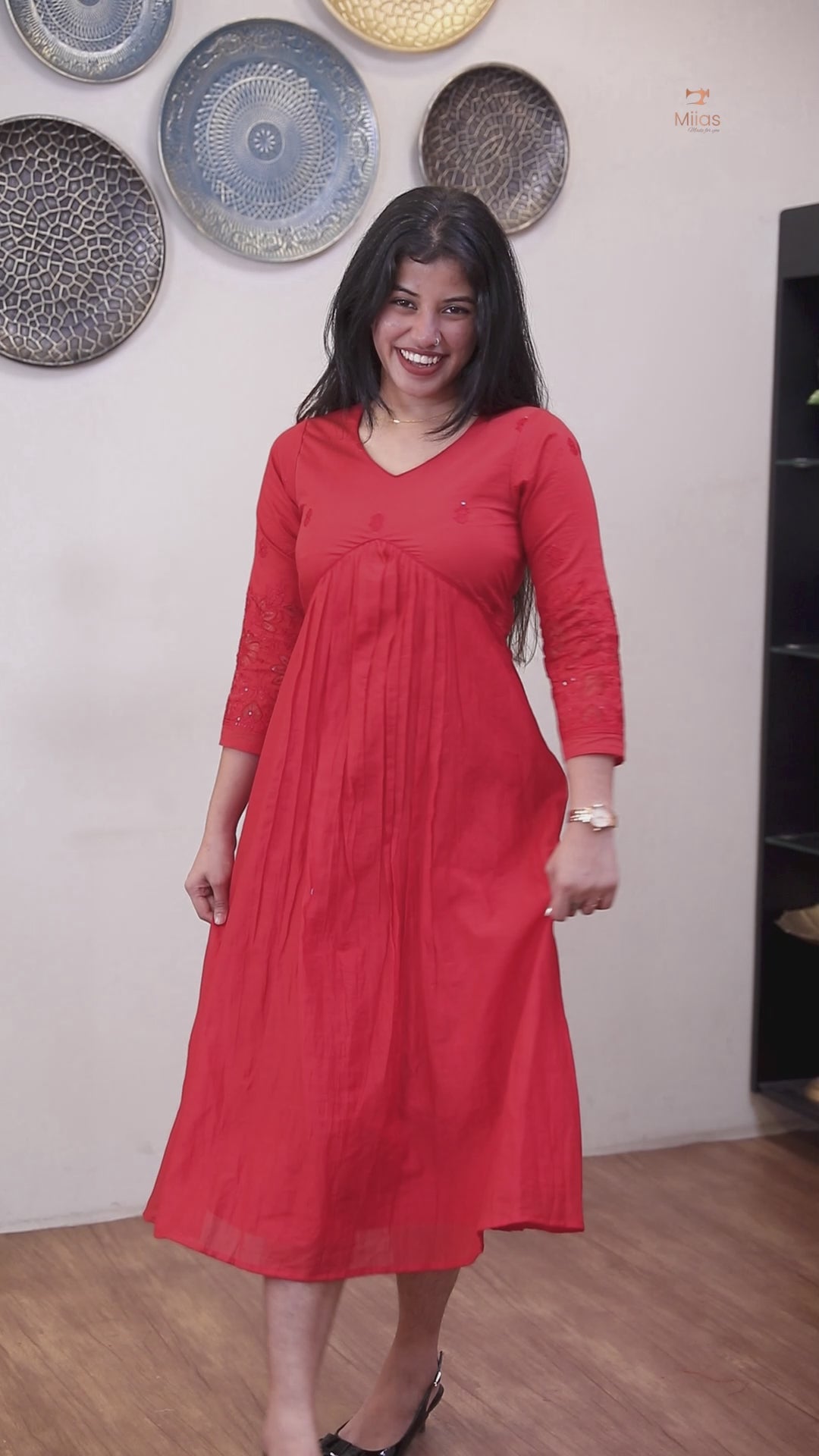 Embroidered Mul Chanderi Alia Kurti | Lined & Appliqué-Chilly Red
